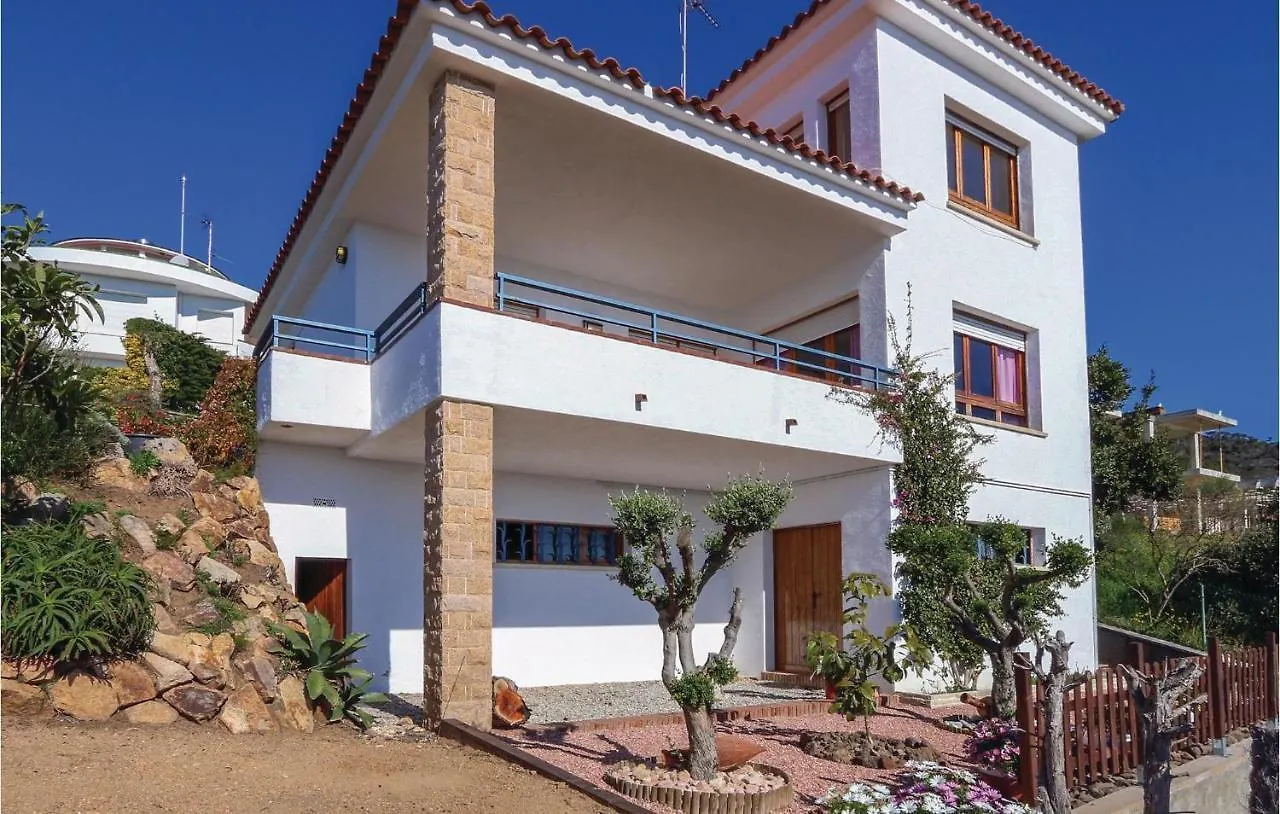 Hébergement de vacances Amazing Home In Tossa De Mar With Kitchen